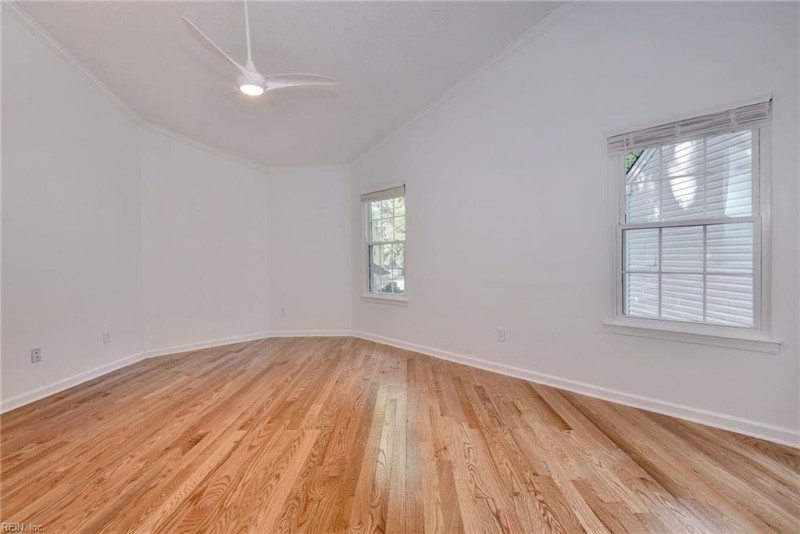 Photo 19 of 43 residential for sale in Newport News virginia