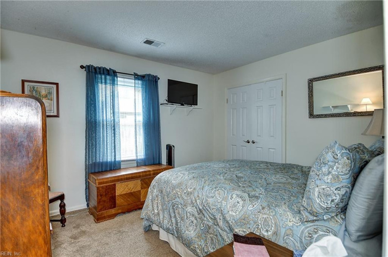 Photo 25 of 36 residential for sale in Virginia Beach virginia