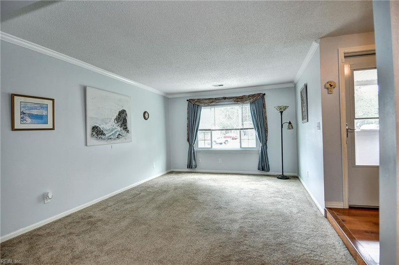 Photo 8 of 36 residential for sale in Virginia Beach virginia