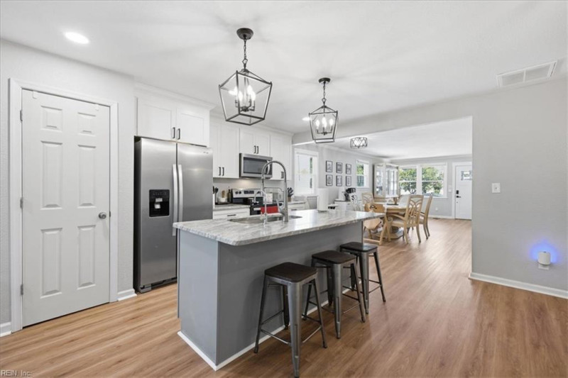 Photo 12 of 38 residential for sale in Norfolk virginia