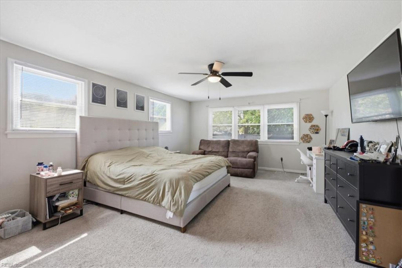 Photo 21 of 38 residential for sale in Norfolk virginia