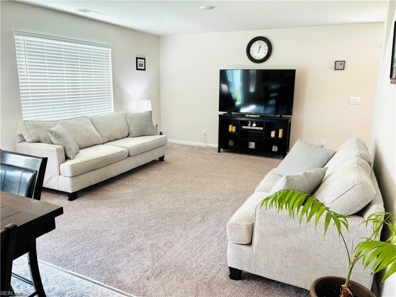 Photo 10 of 50 residential for sale in Franklin virginia
