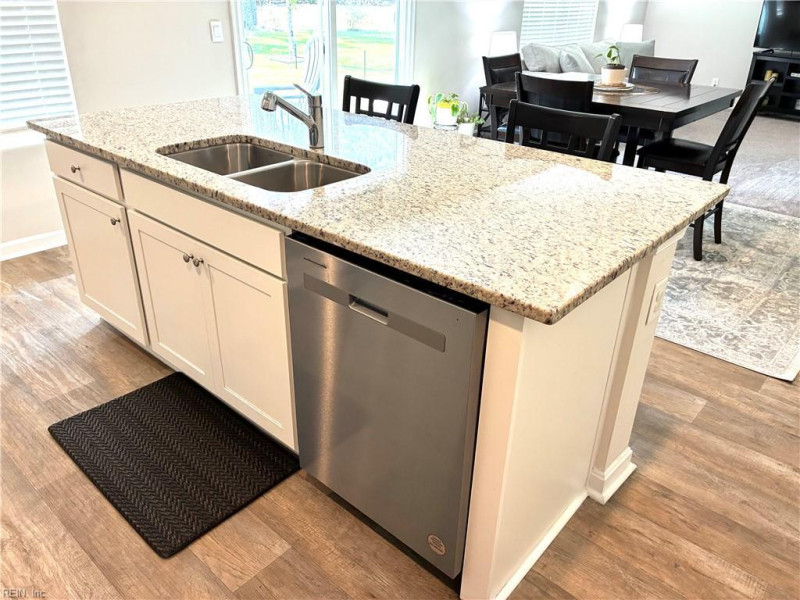 Photo 18 of 50 residential for sale in Franklin virginia