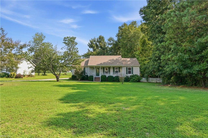 Photo 2 of 38 residential for sale in Surry County virginia