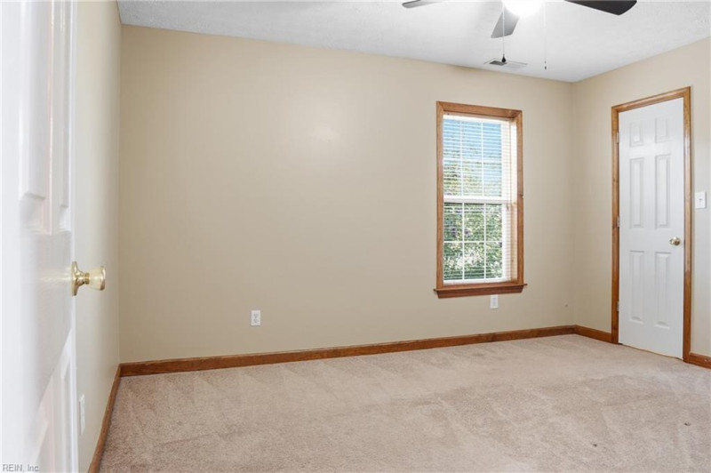 Photo 20 of 38 residential for sale in Surry County virginia