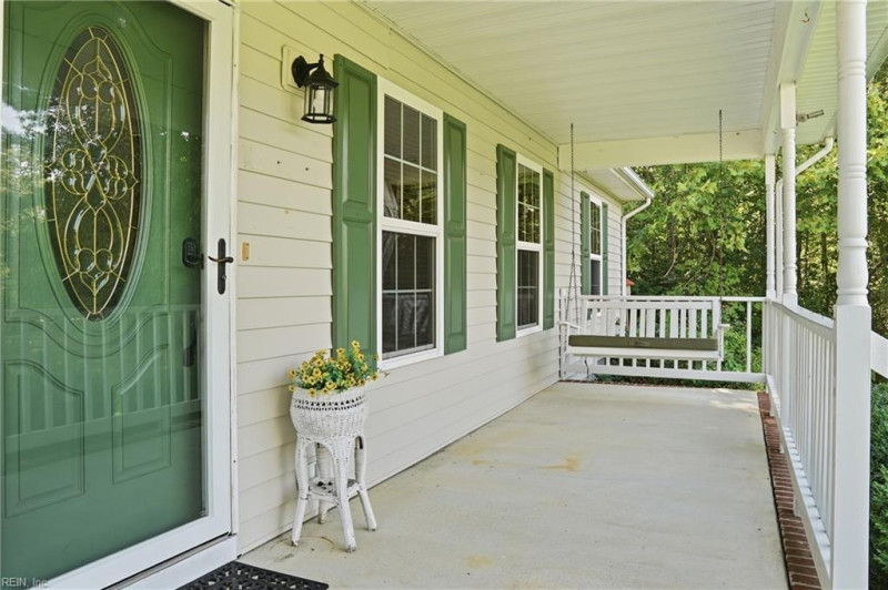 Photo 4 of 38 residential for sale in Surry County virginia