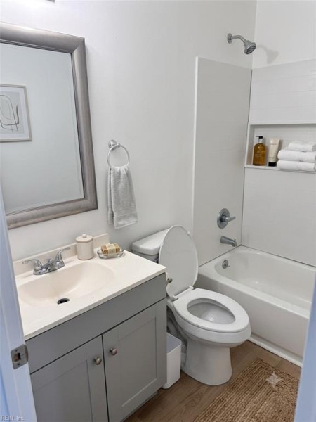 Photo 5 of 6 residential for sale in Norfolk virginia