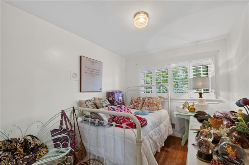 Photo 16 of 31 residential for sale in Norfolk virginia
