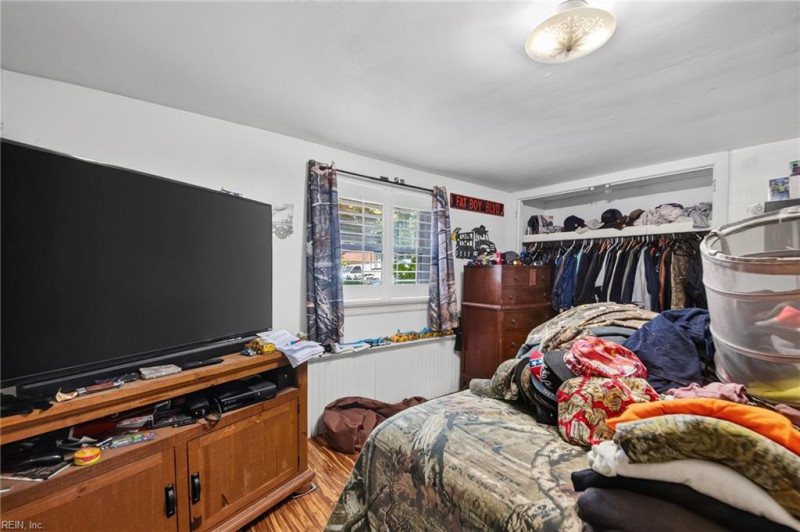 Photo 22 of 31 residential for sale in Norfolk virginia