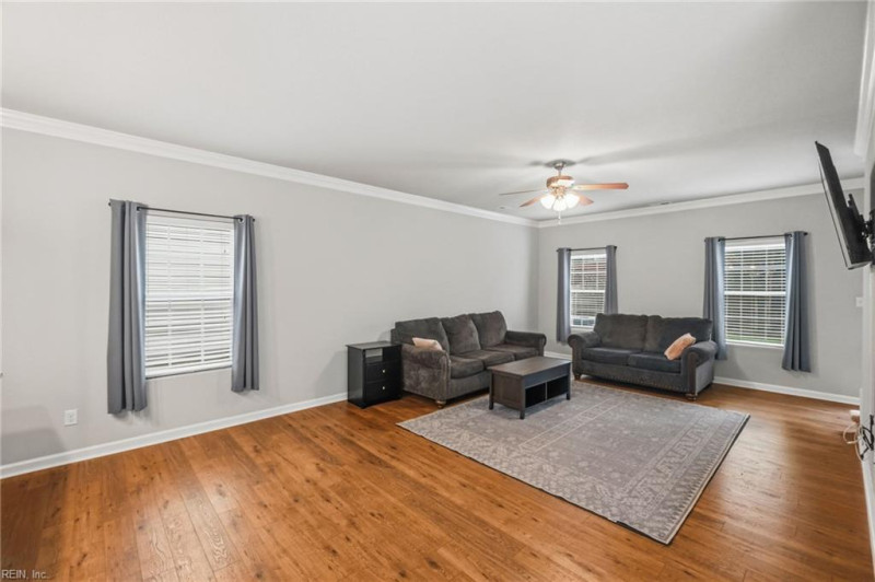 Photo 19 of 44 residential for sale in Virginia Beach virginia