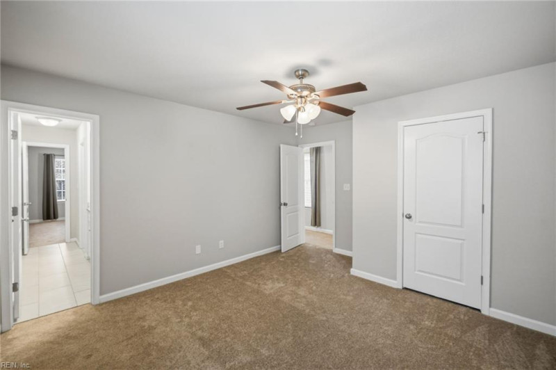 Photo 25 of 44 residential for sale in Virginia Beach virginia