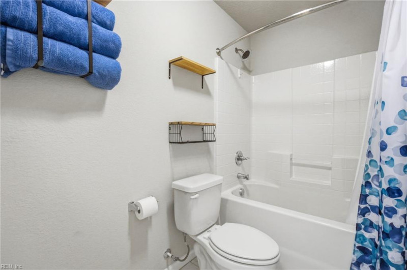 Photo 29 of 44 residential for sale in Virginia Beach virginia