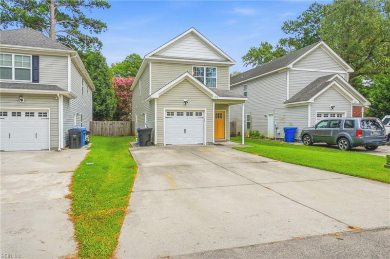 Photo 5 of 44 residential for sale in Virginia Beach virginia