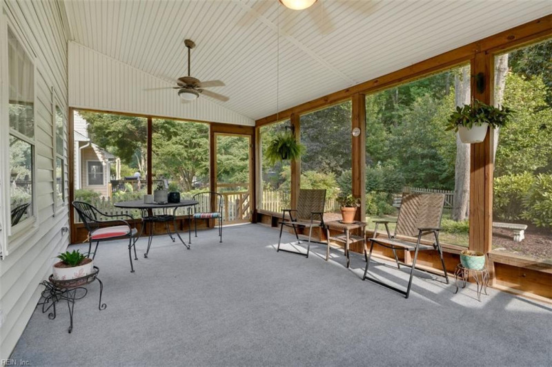 Photo 17 of 46 residential for sale in Chesapeake virginia