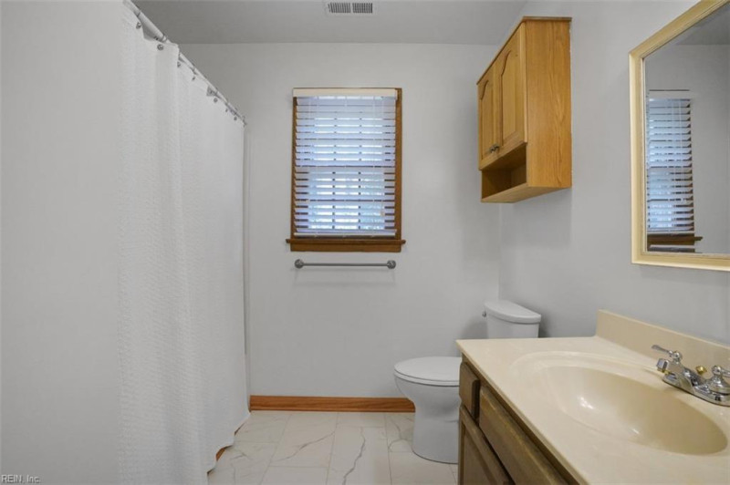 Photo 39 of 46 residential for sale in Chesapeake virginia
