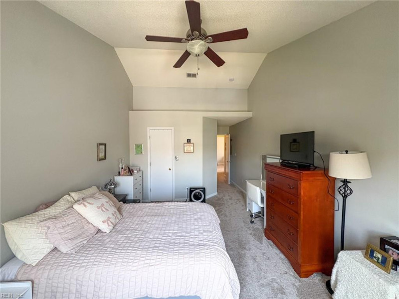 Photo 11 of 21 residential for sale in Virginia Beach virginia
