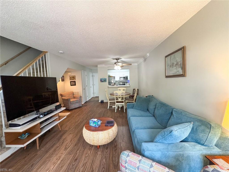 Photo 3 of 21 residential for sale in Virginia Beach virginia