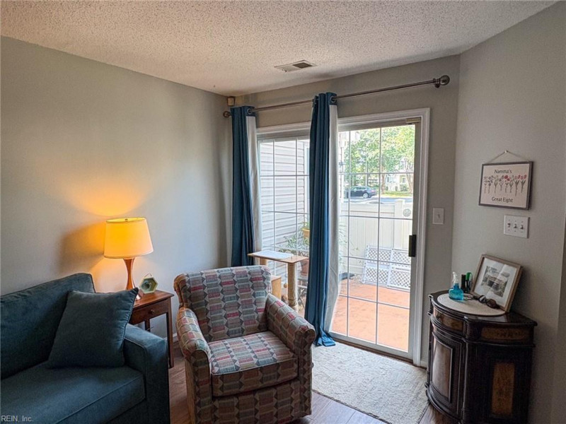 Photo 5 of 21 residential for sale in Virginia Beach virginia