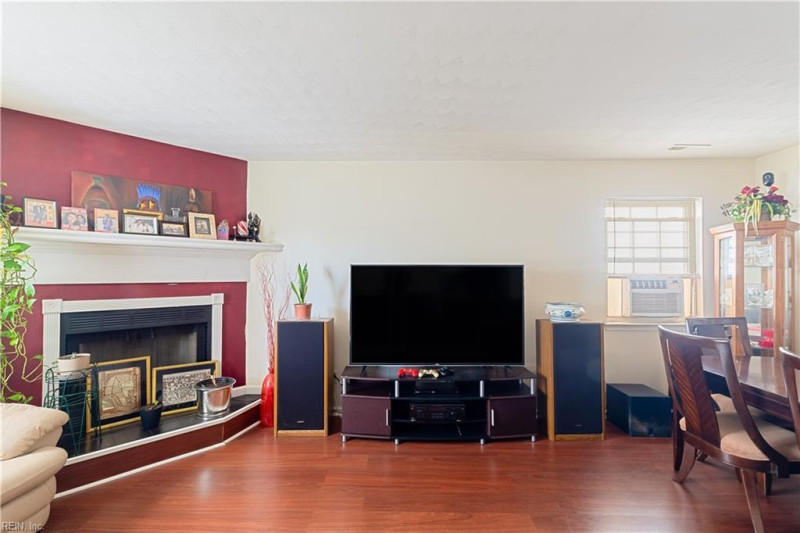 Photo 10 of 24 residential for sale in Norfolk virginia