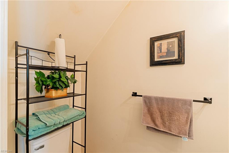 Photo 13 of 24 residential for sale in Norfolk virginia