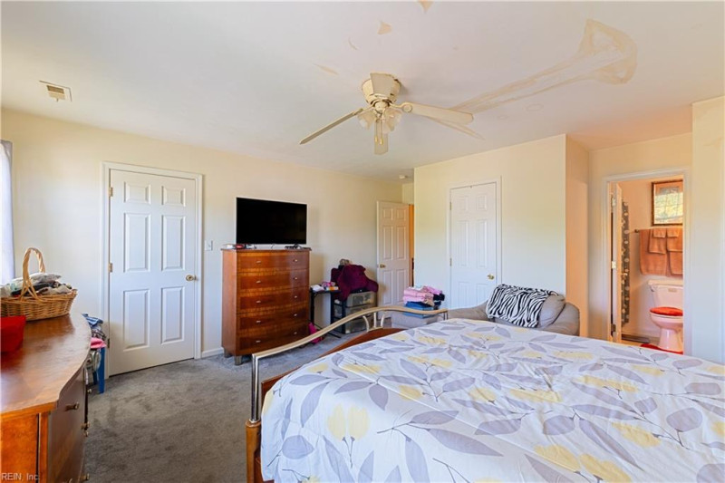 Photo 18 of 24 residential for sale in Norfolk virginia