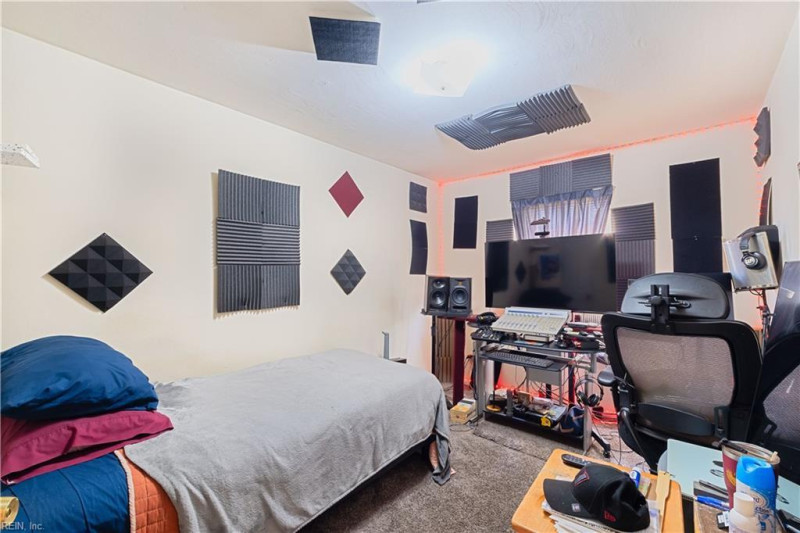 Photo 20 of 24 residential for sale in Norfolk virginia