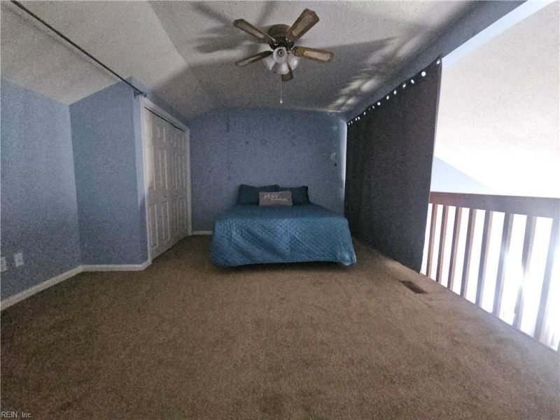 Photo 15 of 37 residential for sale in Virginia Beach virginia
