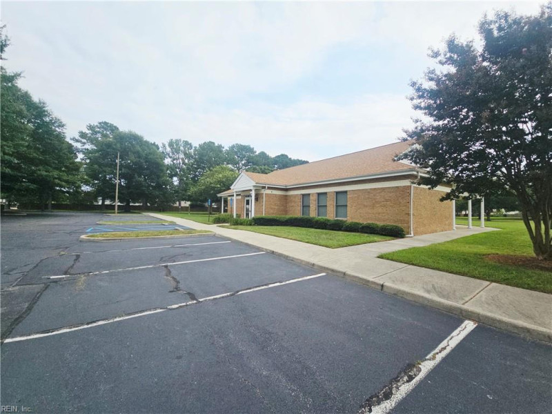 Photo 32 of 37 residential for sale in Virginia Beach virginia