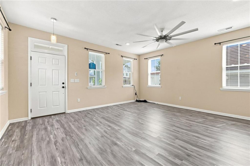 Photo 3 of 47 residential for sale in Norfolk virginia Photo 3 of 47 residential for sale in Norfolk virginia