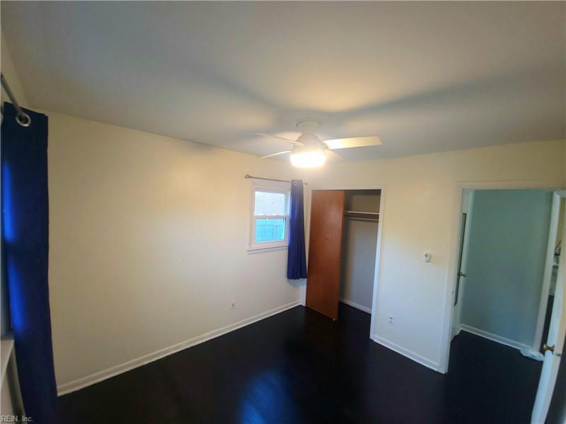 Photo 17 of 22 residential for sale in Hampton virginia