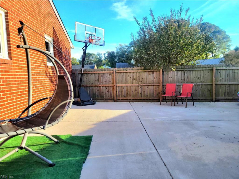 Photo 19 of 22 residential for sale in Hampton virginia
