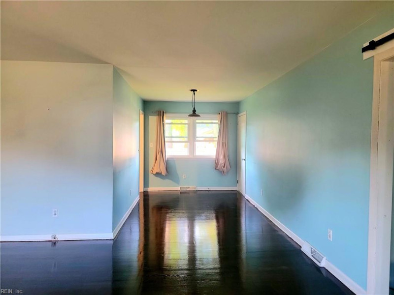 Photo 3 of 22 residential for sale in Hampton virginia