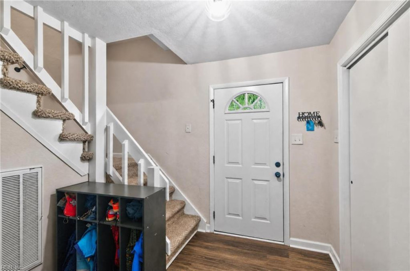 Photo 5 of 42 residential for sale in Hampton virginia Photo 5 of 42 residential for sale in Hampton virginia