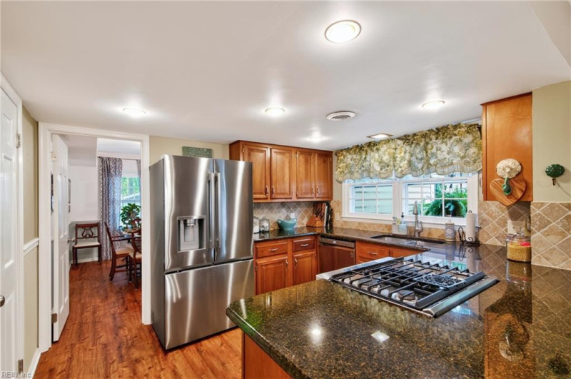 Photo 12 of 43 residential for sale in Newport News virginia Photo 12 of 43 residential for sale in Newport News virginia