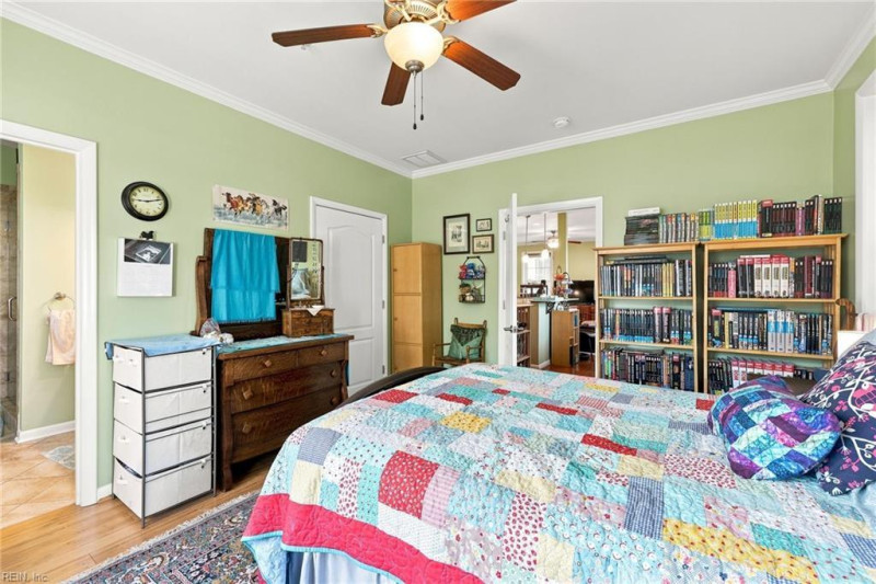 Photo 20 of 44 residential for sale in Hampton virginia
