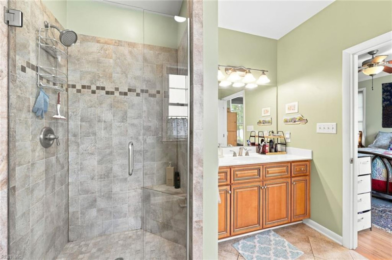 Photo 22 of 44 residential for sale in Hampton virginia