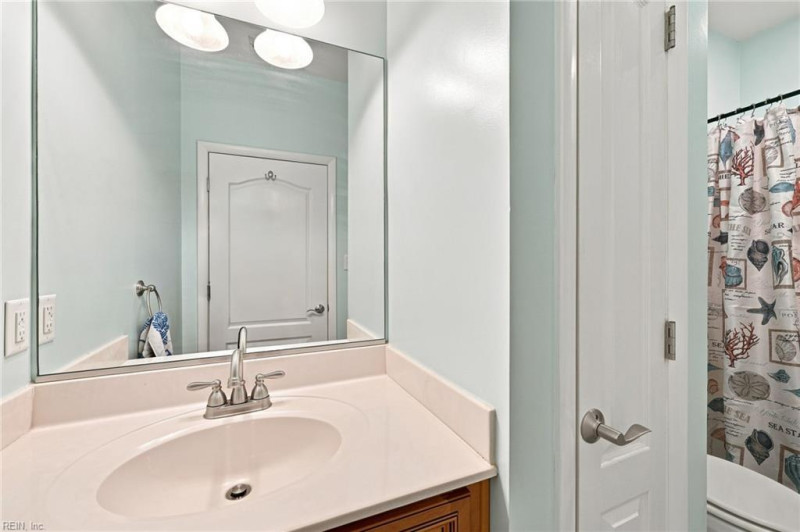 Photo 26 of 44 residential for sale in Hampton virginia