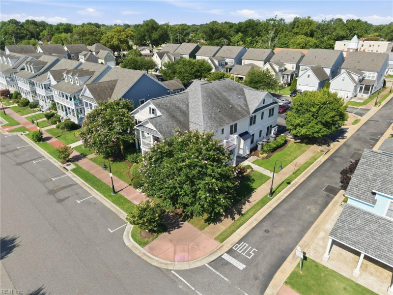 Photo 32 of 44 residential for sale in Hampton virginia