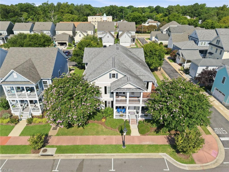 Photo 34 of 44 residential for sale in Hampton virginia