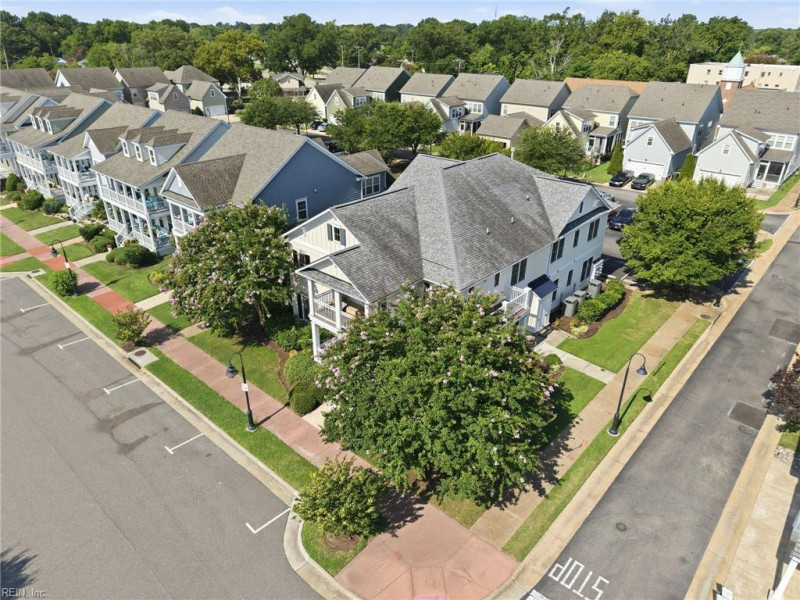 Photo 35 of 44 residential for sale in Hampton virginia