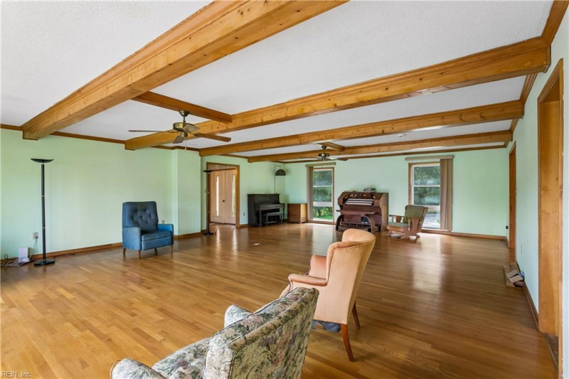 Photo 19 of 50 residential for sale in Poquoson virginia Photo 19 of 50 residential for sale in Poquoson virginia