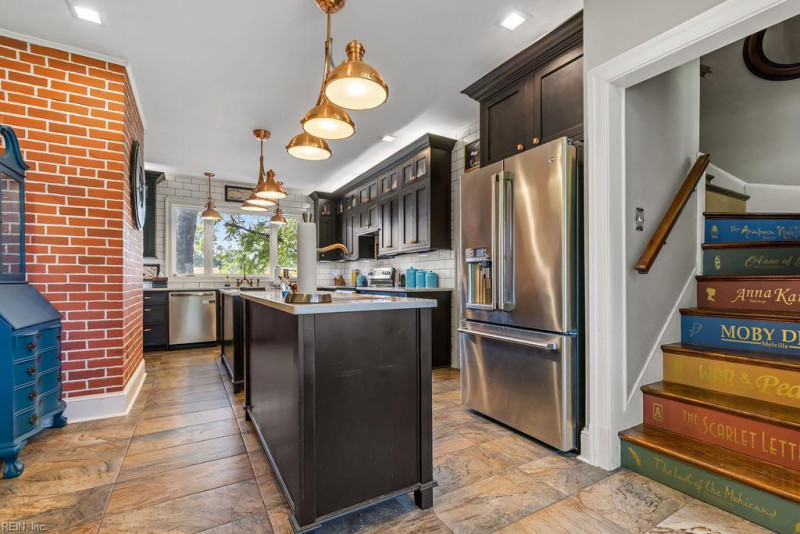 Photo 9 of 50 residential for sale in Franklin virginia