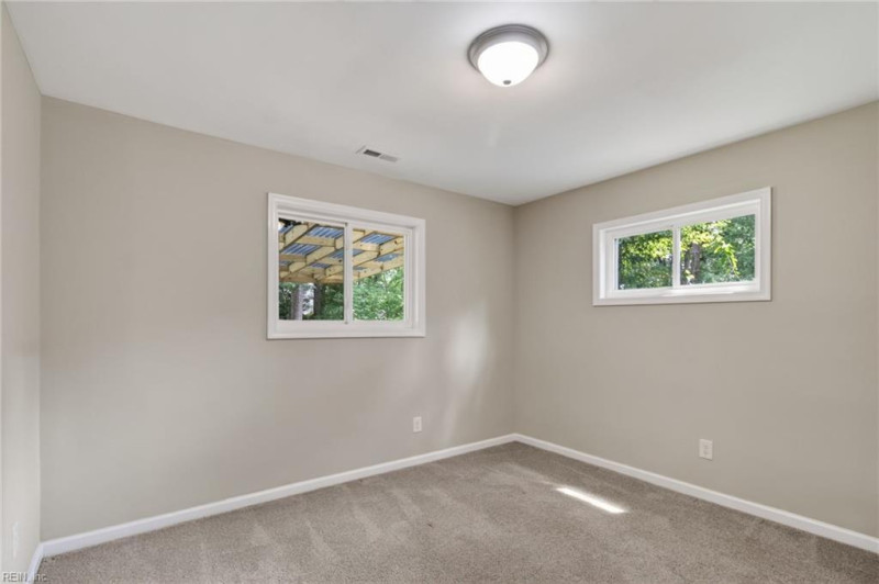 Photo 17 of 31 residential for sale in Virginia Beach virginia