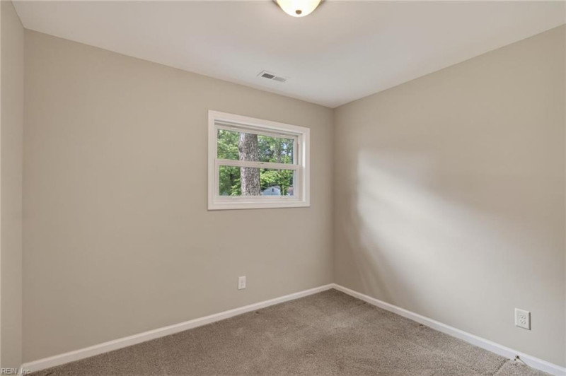 Photo 21 of 31 residential for sale in Virginia Beach virginia