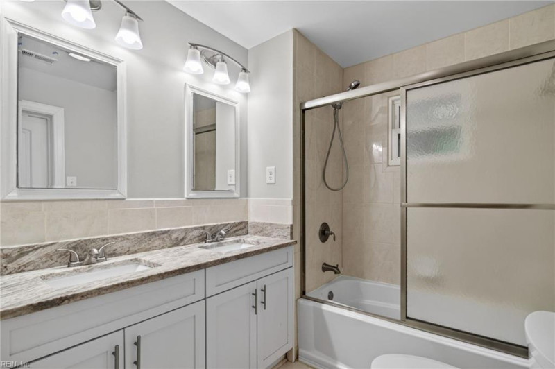 Photo 23 of 31 residential for sale in Virginia Beach virginia