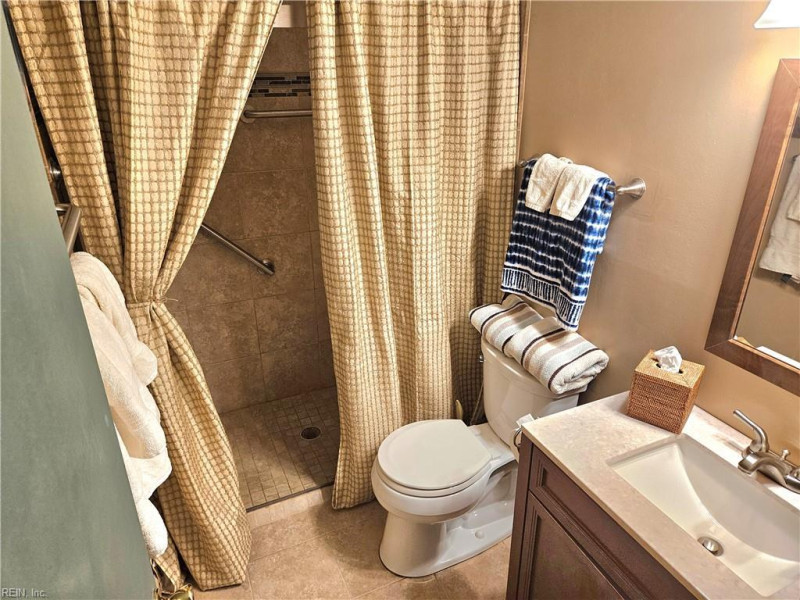 Photo 18 of 32 residential for sale in Virginia Beach virginia