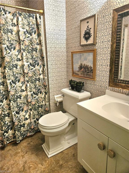 Photo 23 of 32 residential for sale in Virginia Beach virginia