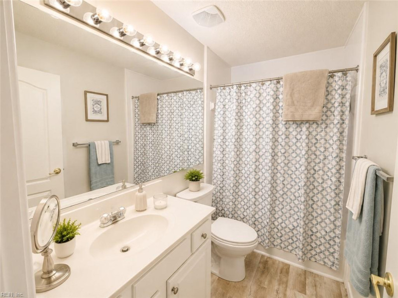 Photo 18 of 18 residential for sale in Suffolk virginia
