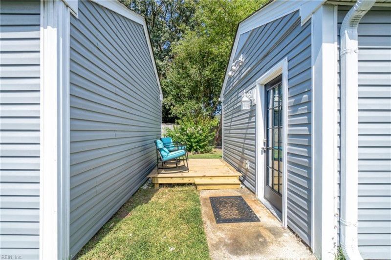 Photo 27 of 32 residential for sale in Chesapeake virginia Photo 27 of 32 residential for sale in Chesapeake virginia