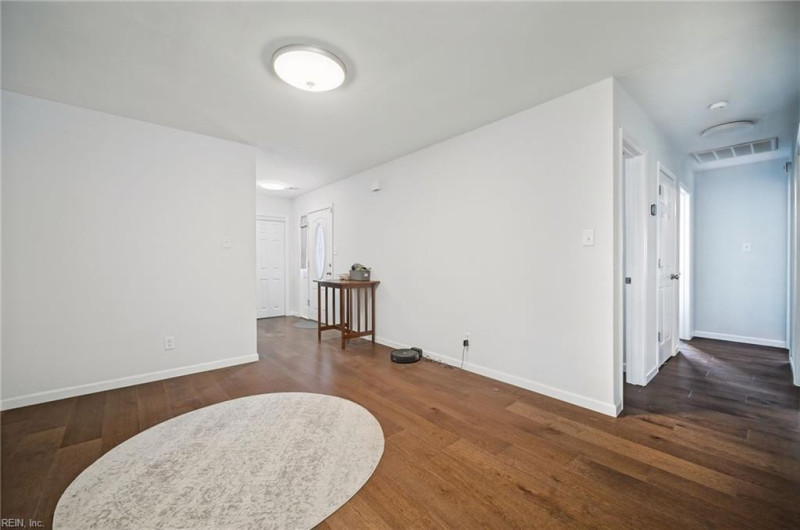 Photo 7 of 24 residential for sale in Portsmouth virginia